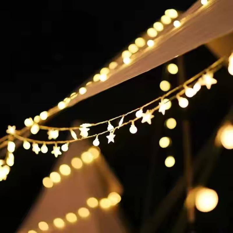 Girlanda LED 1,5 m (10 żarówek LED) USB – Gwiazdy i kulki - Biała